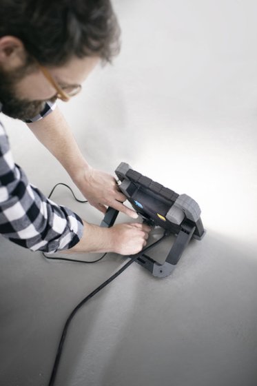 Mobiler Bluetooth LED Strahler TORAN 5000 MB mit Lichtsteuerungs-APP, IP54, 5000lm, 46W, 5m H07RN-F 3G1,5 - Anwendungsbild
